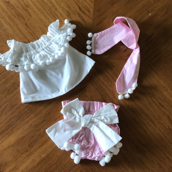 Baby girl outfit - Picture 1 of 6